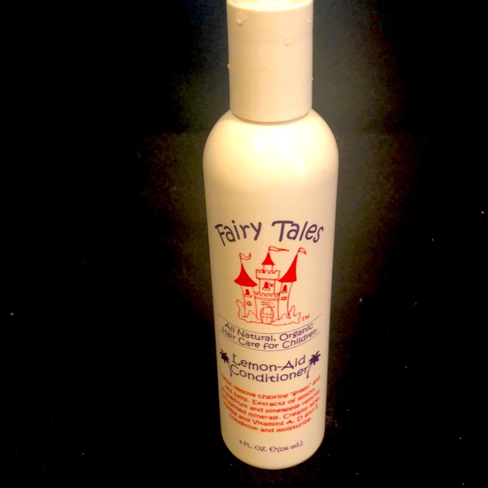 FAIRY TALES LEMONADE CONDITIONER FOR KIDS. NEW NOT USED PRICED TO SELL